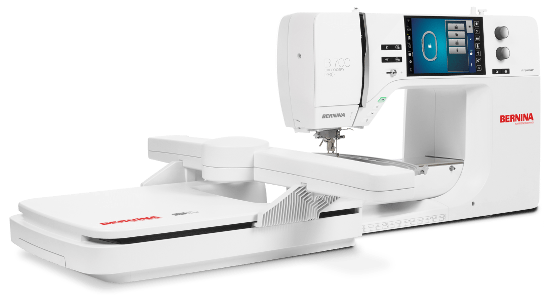 Machine à broder BERNINA 700 PRO
