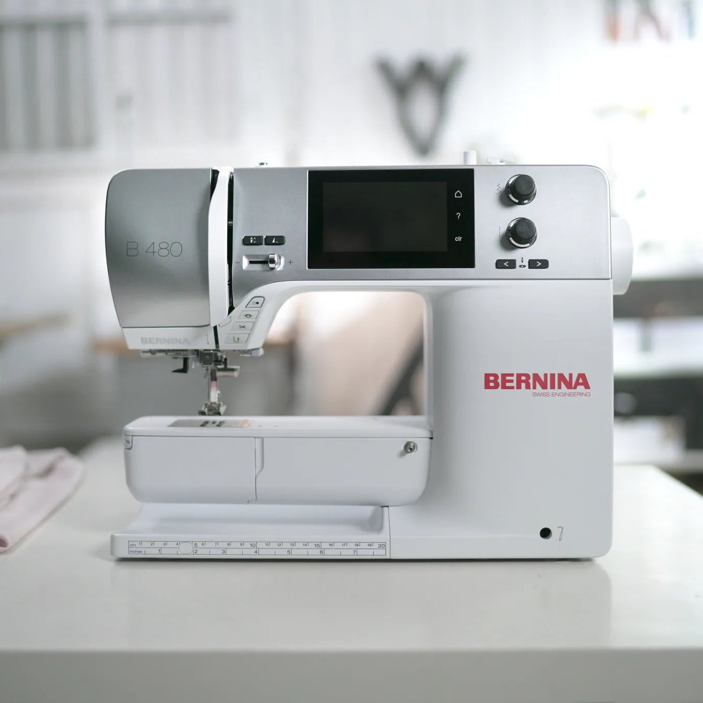 Machine à coudre BERNINA 475 QE — projet Yvonne Reichmuth