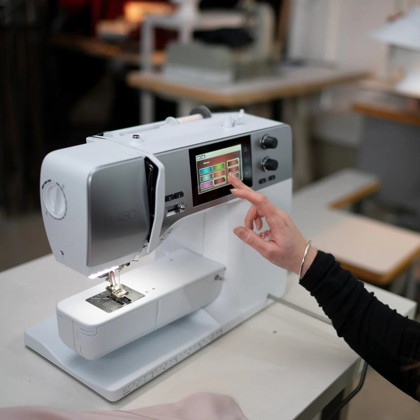 Machine à coudre BERNINA 475 QE — projet Yvonne Reichmuth