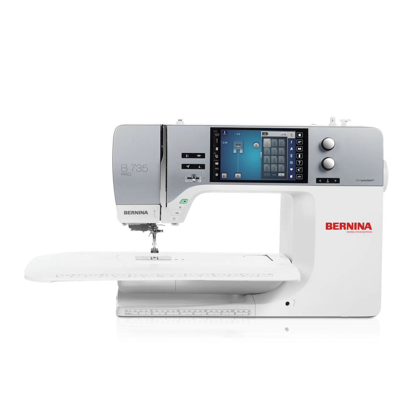 Machine à coudre et à broder BERNINA 735 PRO — vue de face, avec table rallonge