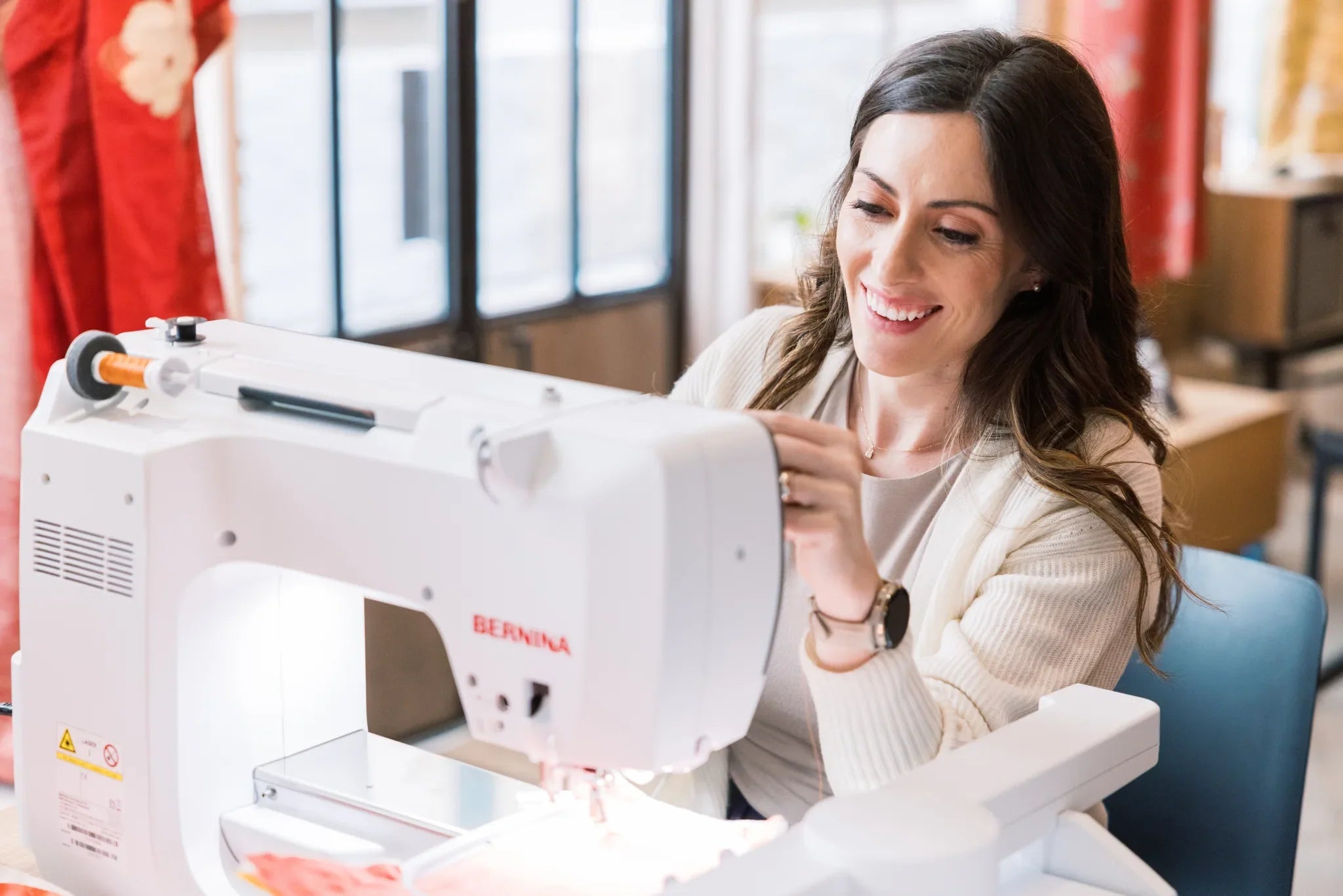 Machine à coudre et à broder BERNINA 770 QE PRO — en situation, atelier de quilting