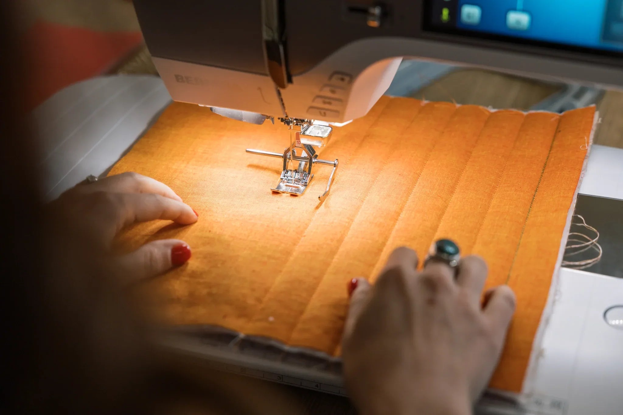 Machine à coudre et à broder BERNINA 770 QE PRO — en situation, atelier de quilting
