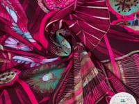 Tissu Jersey Viscose feuilles bordeaux — vidéo