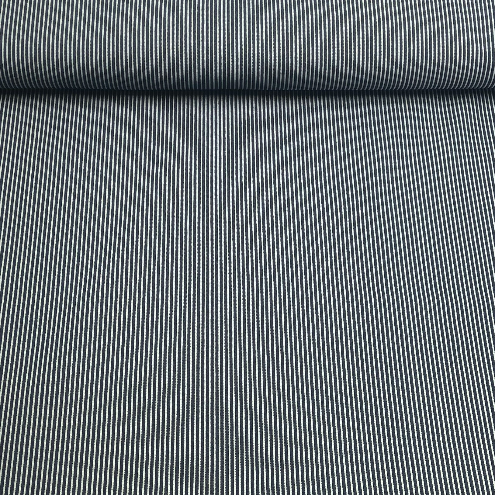 Tissu jean ligné bleu foncé