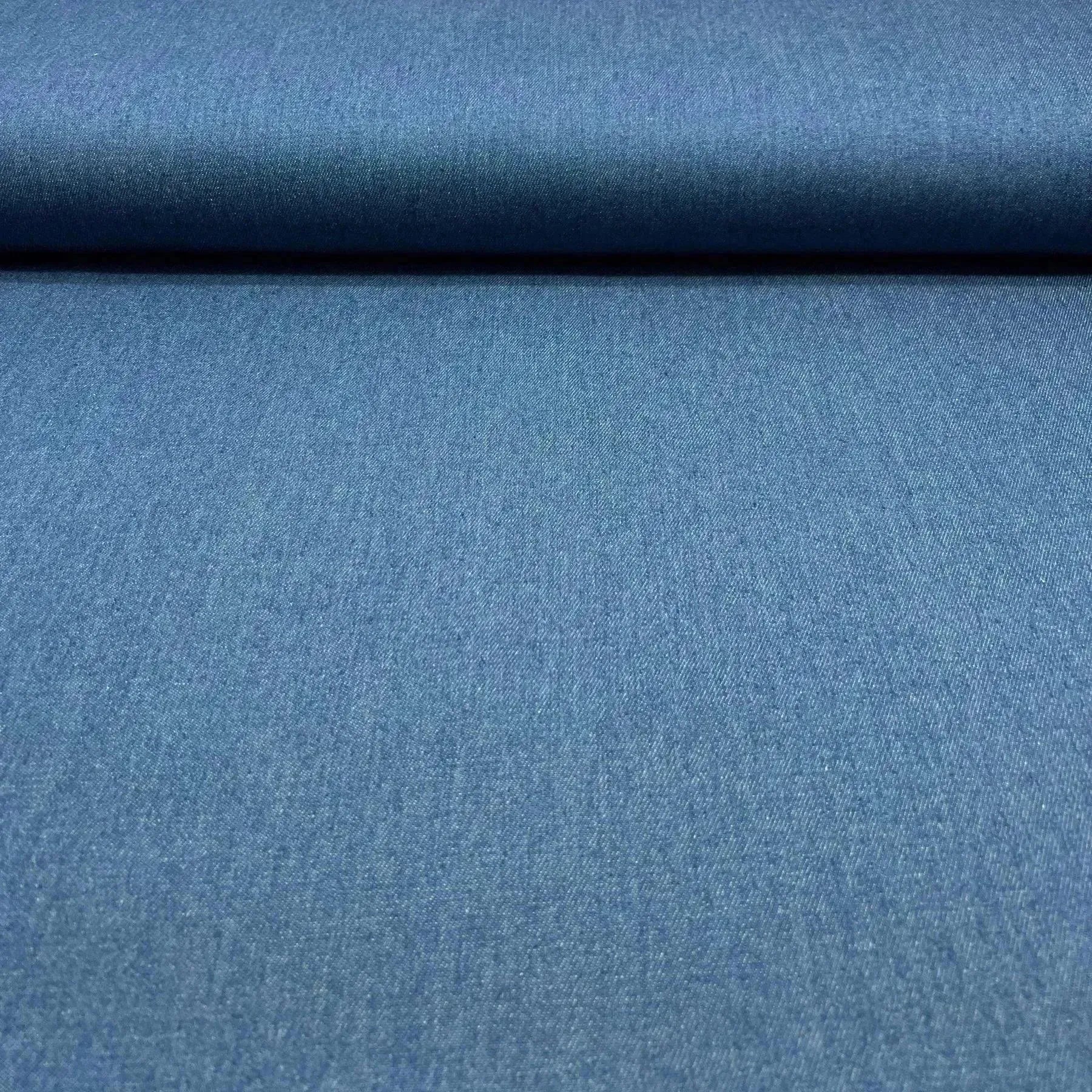 Tissu jeans de coton bleu clair
