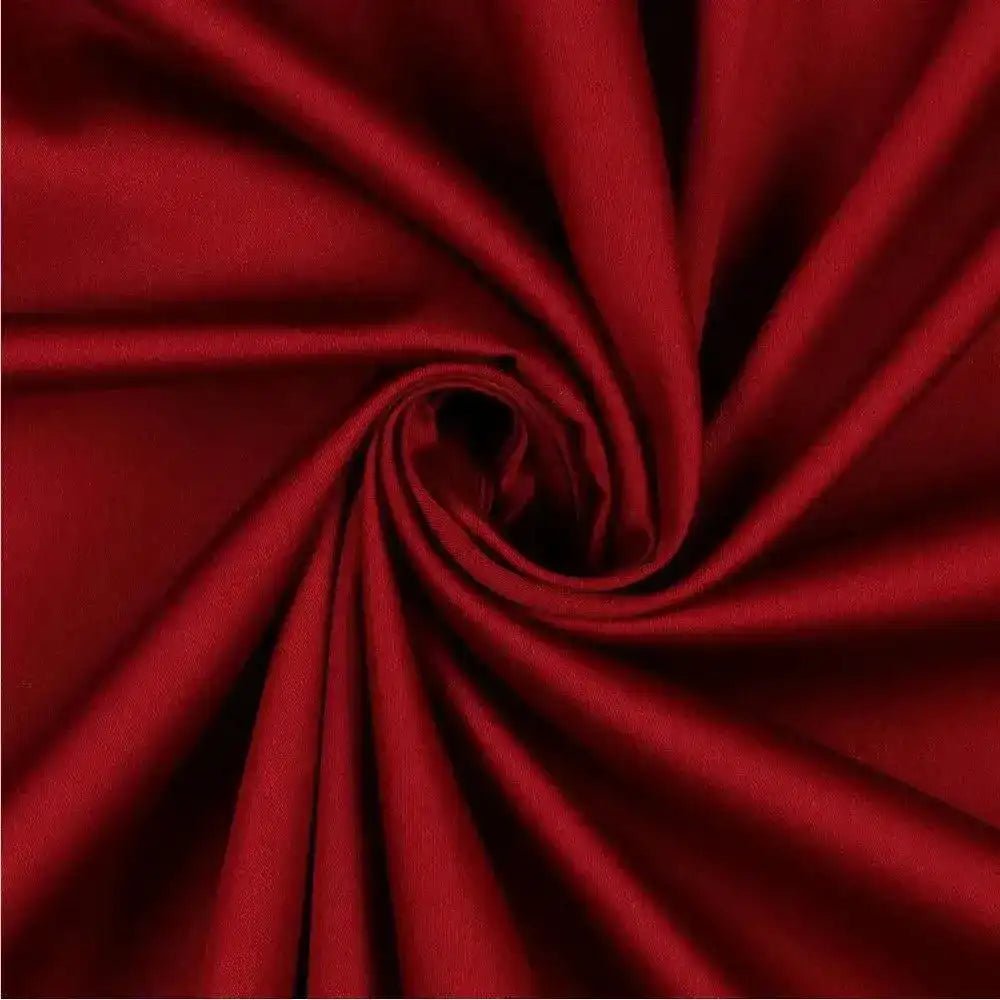 Tissu satin de coton bordeaux 