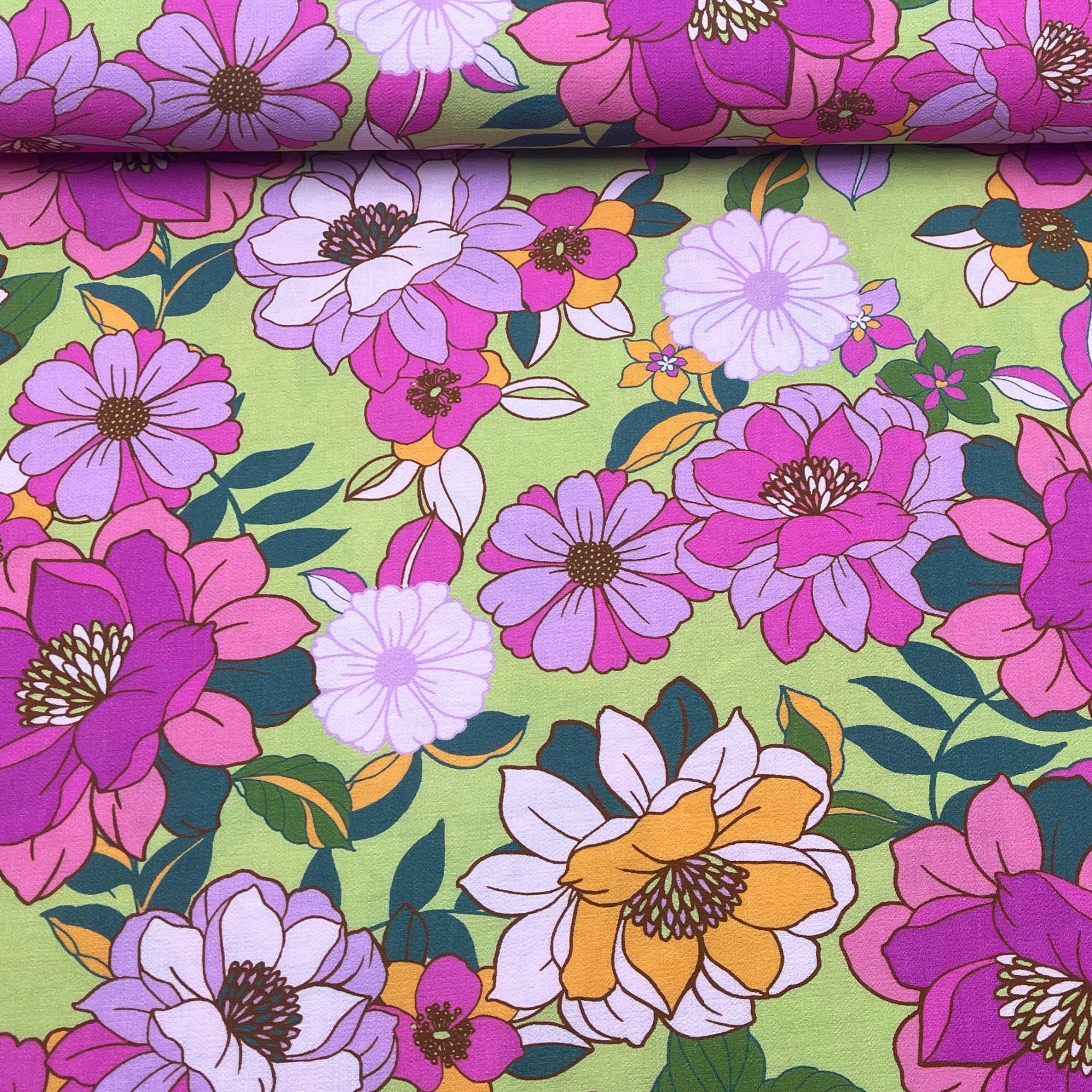 Tissu viscose crêpe fleurs de printemps