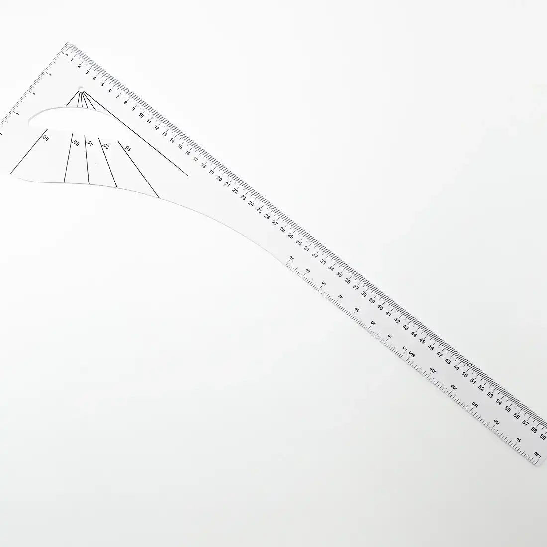 Règle courbe graduée pour couture et patronage