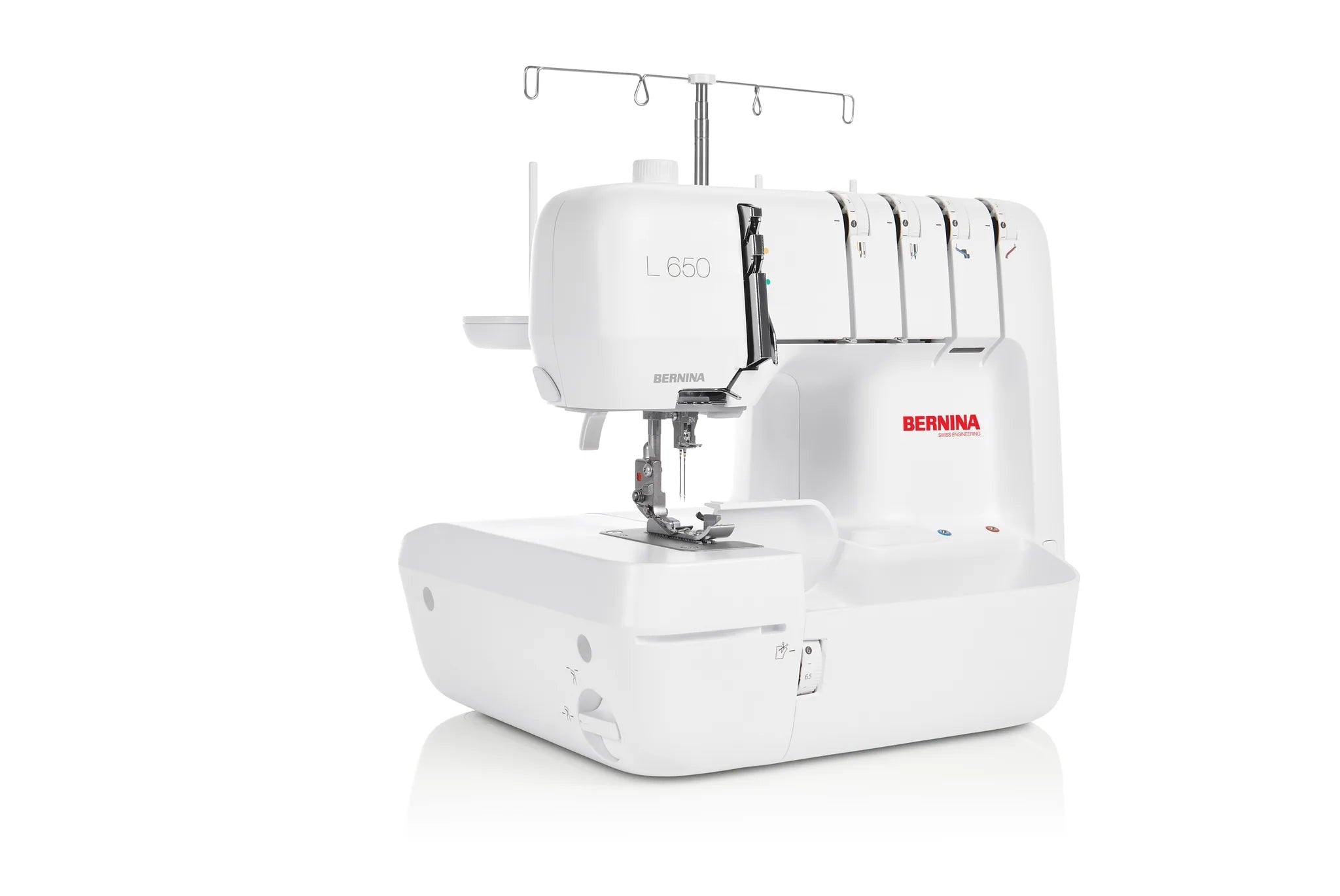 Surjeteuse BERNINA L 650 — en atelier