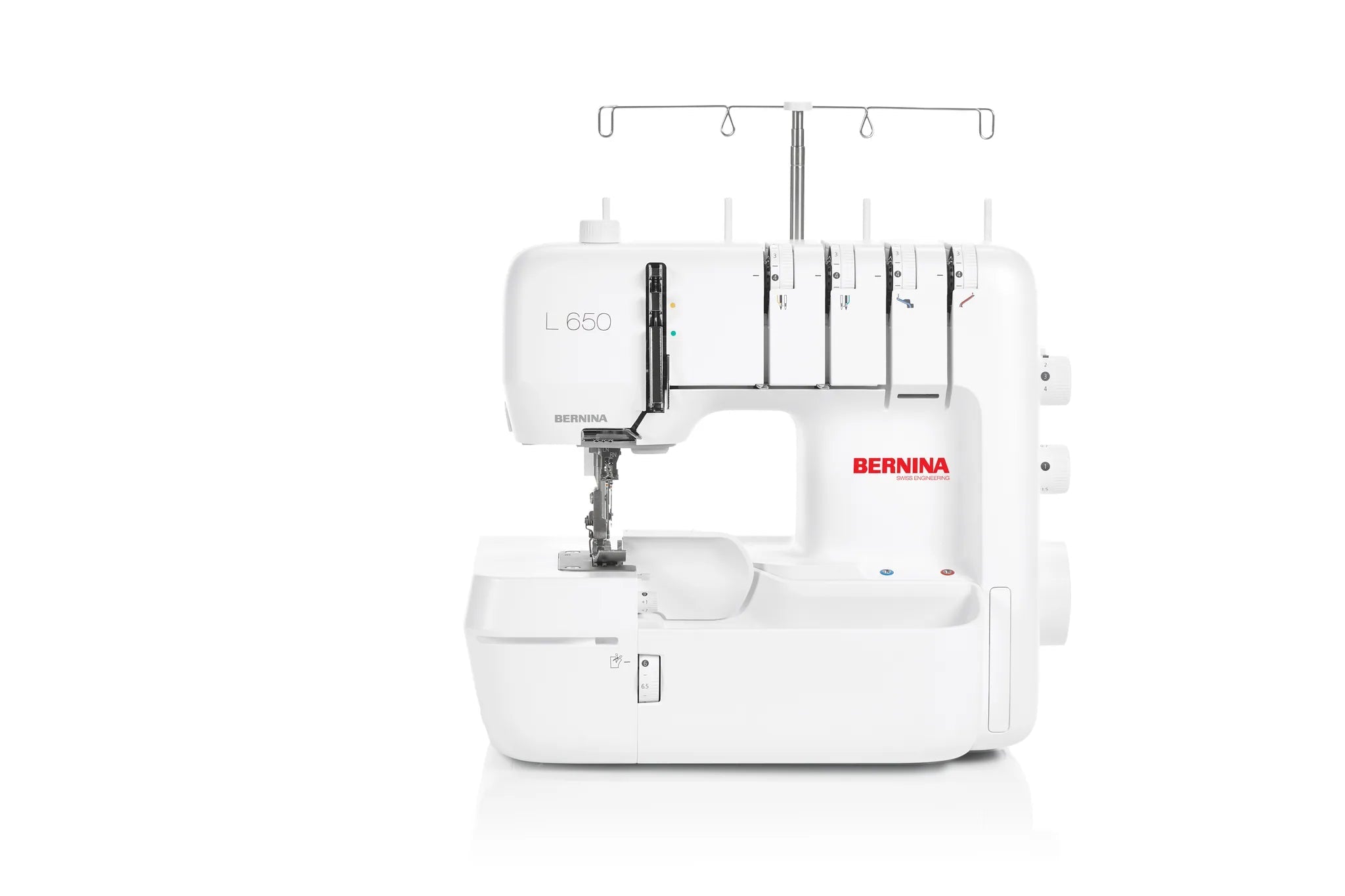 Surjeteuse BERNINA L 650 — vue de face