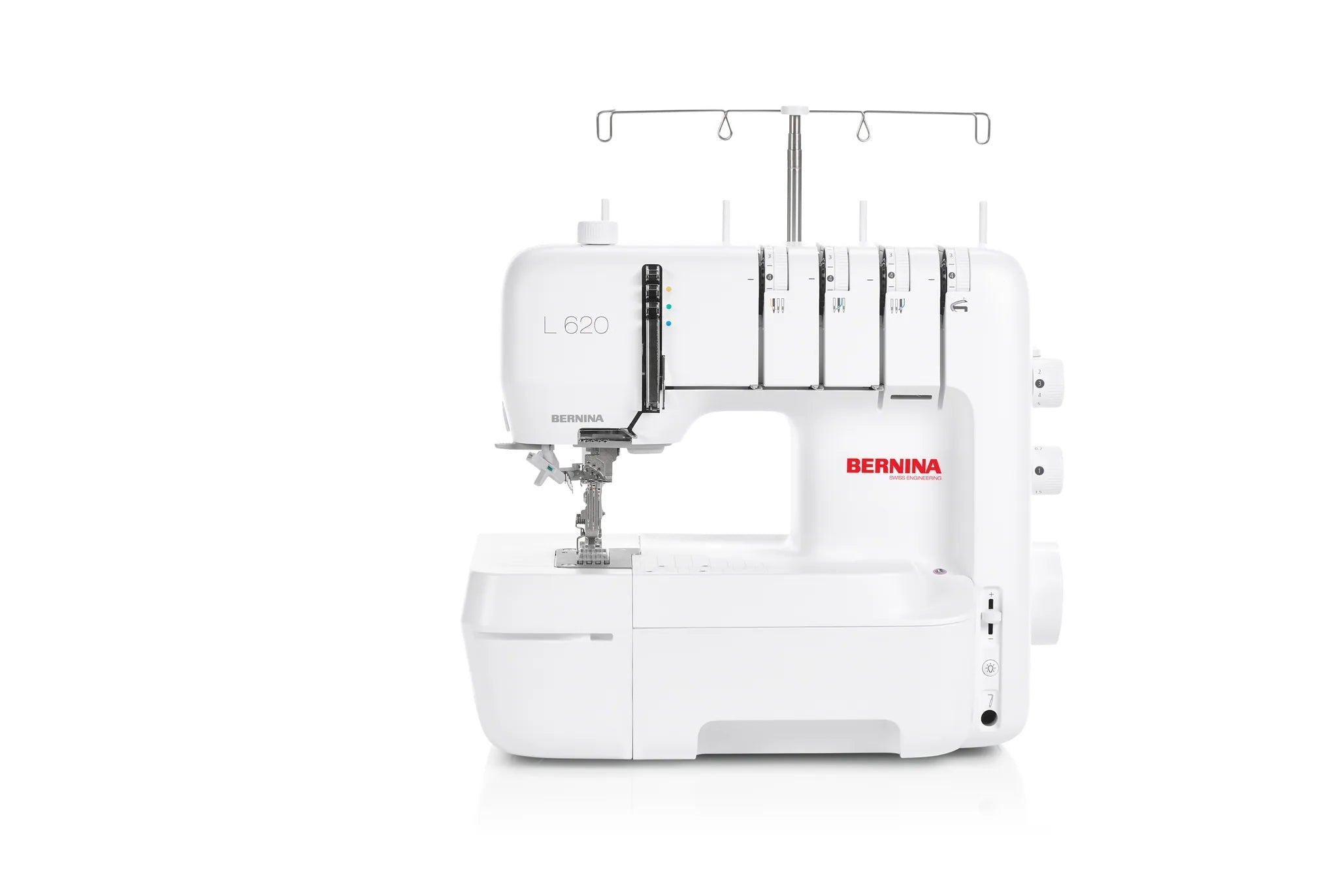 Surjeteuse-recouvreuse BERNINA L 620 — vue de face