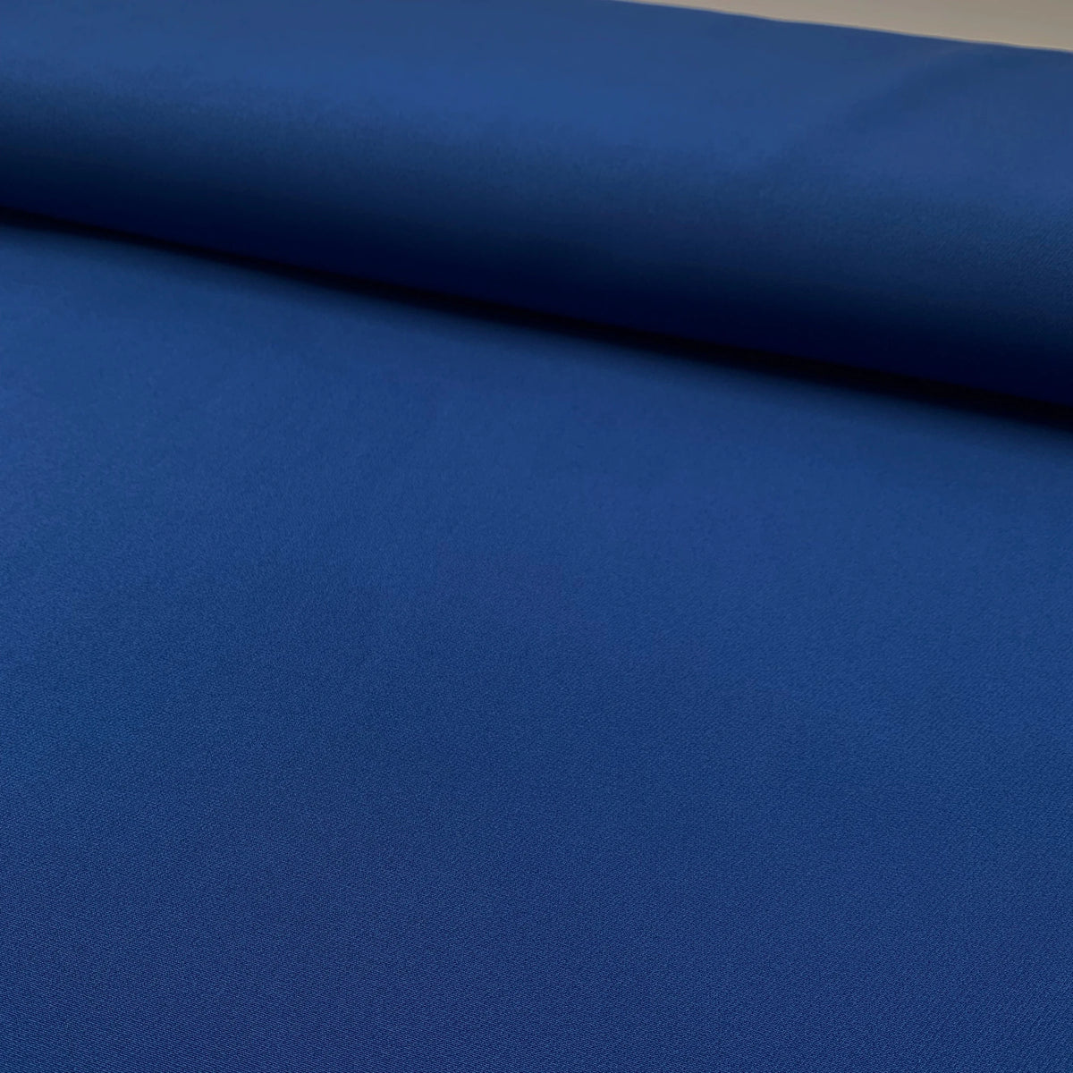 tissu-bi-stretch-bleu-roi