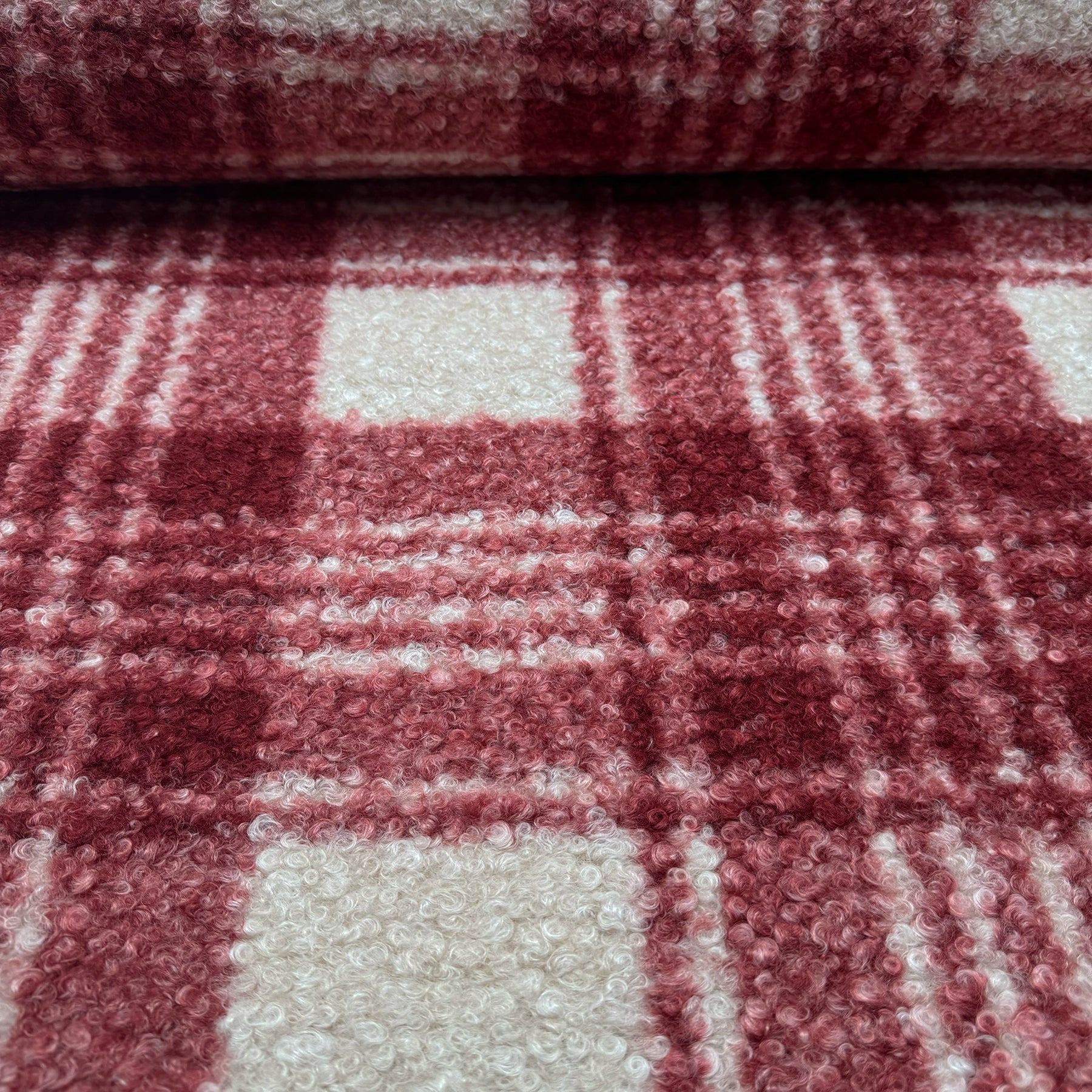Tissu Bouclette à Carreaux Bordeaux