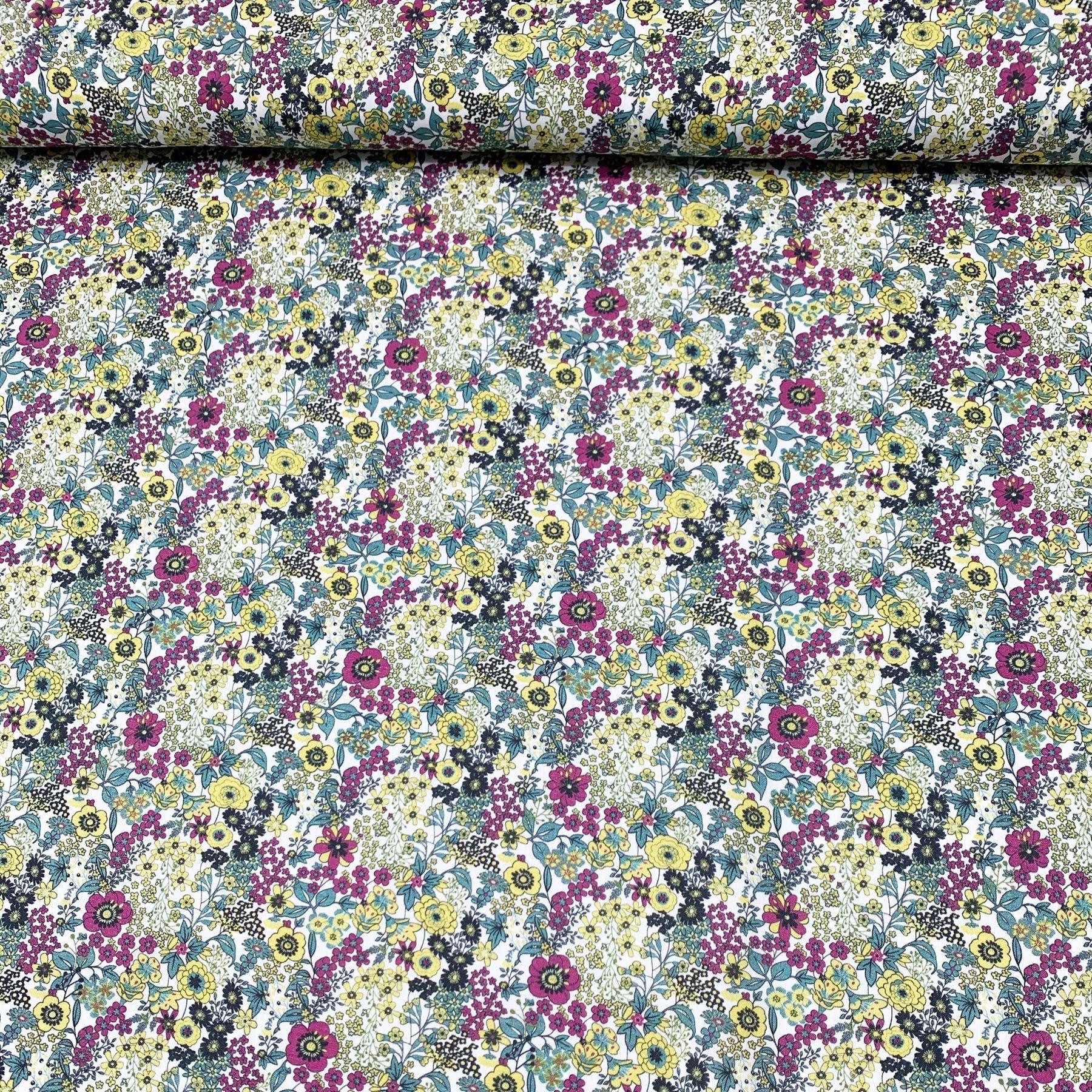 Tissu coton suisse style liberty fleurs pensée violet et vert