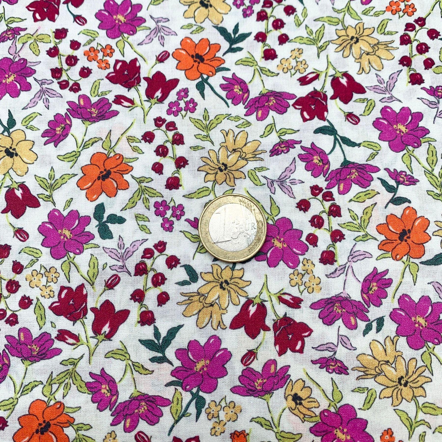 Tissu coton suisse style liberty fleurs pivoine rose et ocre