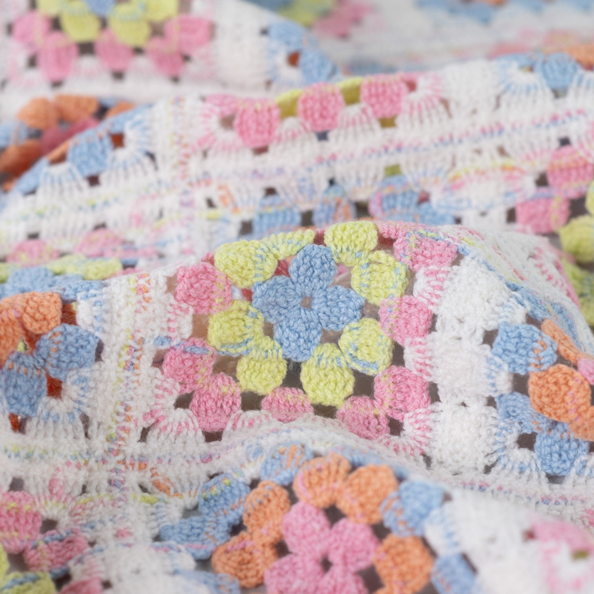 Tissu crochet granny square pastel