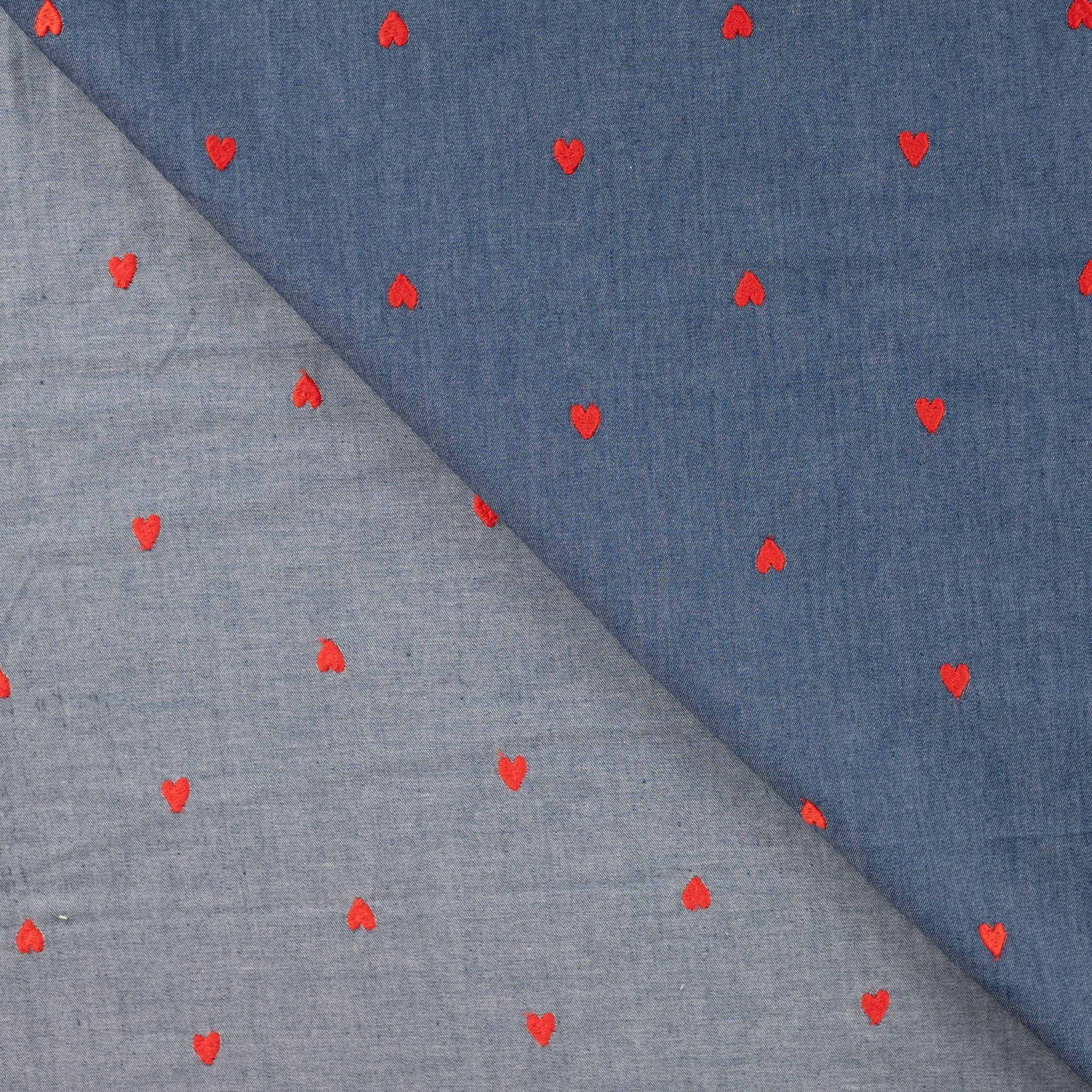 Tissu jean fin à broderie coeur