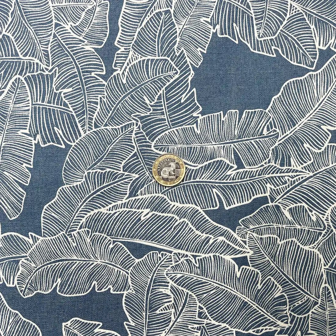 Tissu Jean Imprimé Feuilles Tropicales Blanches