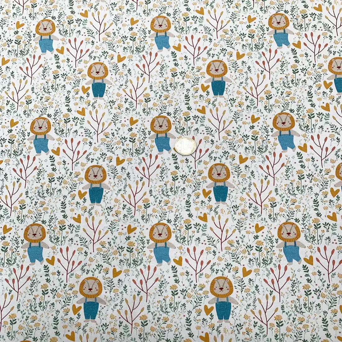 Tissu Jersey de Coton Bio – Motif Lion et Nature