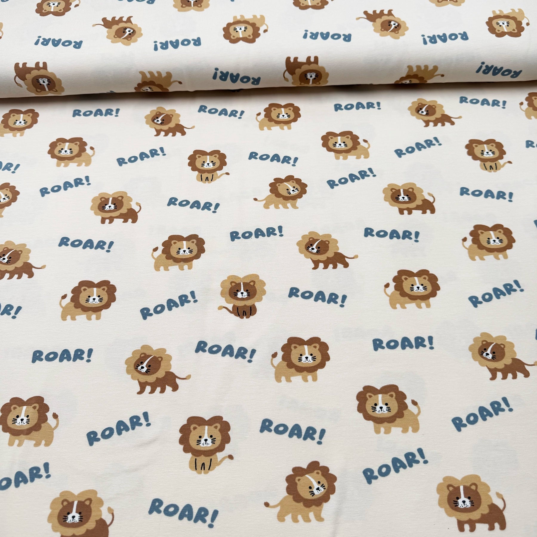 Tissu Jersey de Coton Tigre Roar