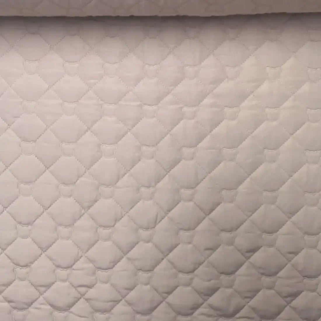 Tissu Matelassé Beige Brodé d'Ourson