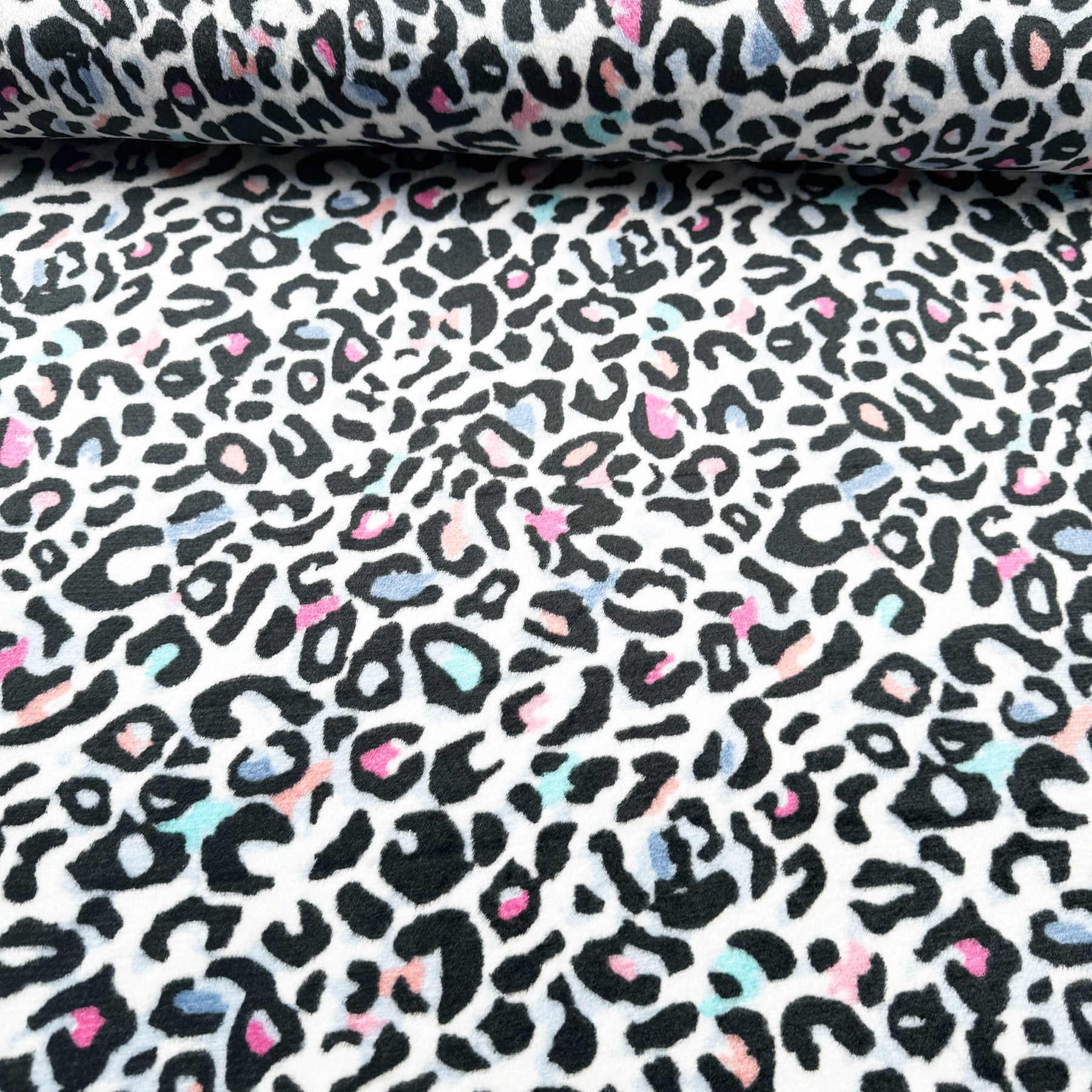 Tissu Minky Léopard