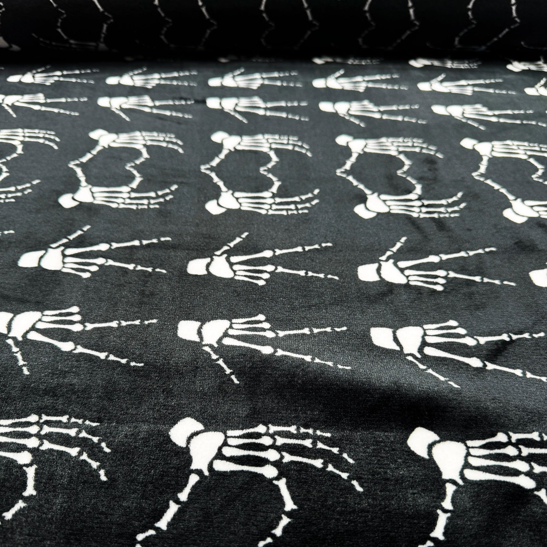 Tissu Minky Noir Halloween