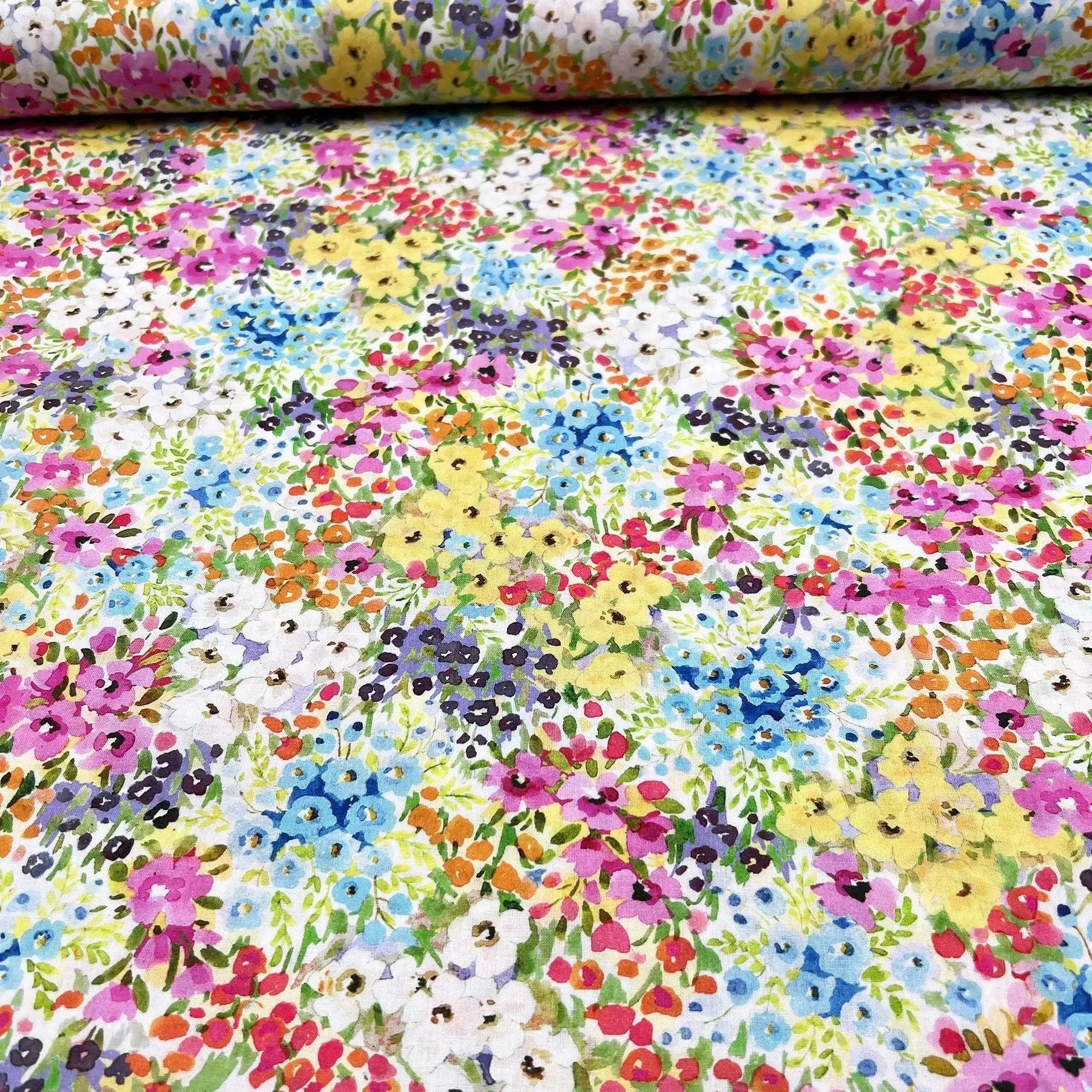 Tissu Popeline de coton Fleurs Italienne