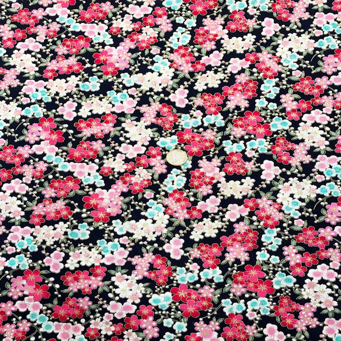 Tissu Popeline Sakura Japonais – Élégance Florale