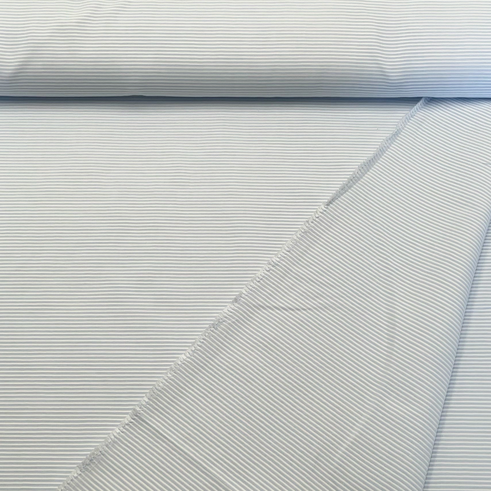 Tissu Popeline Stucturée Bleu2