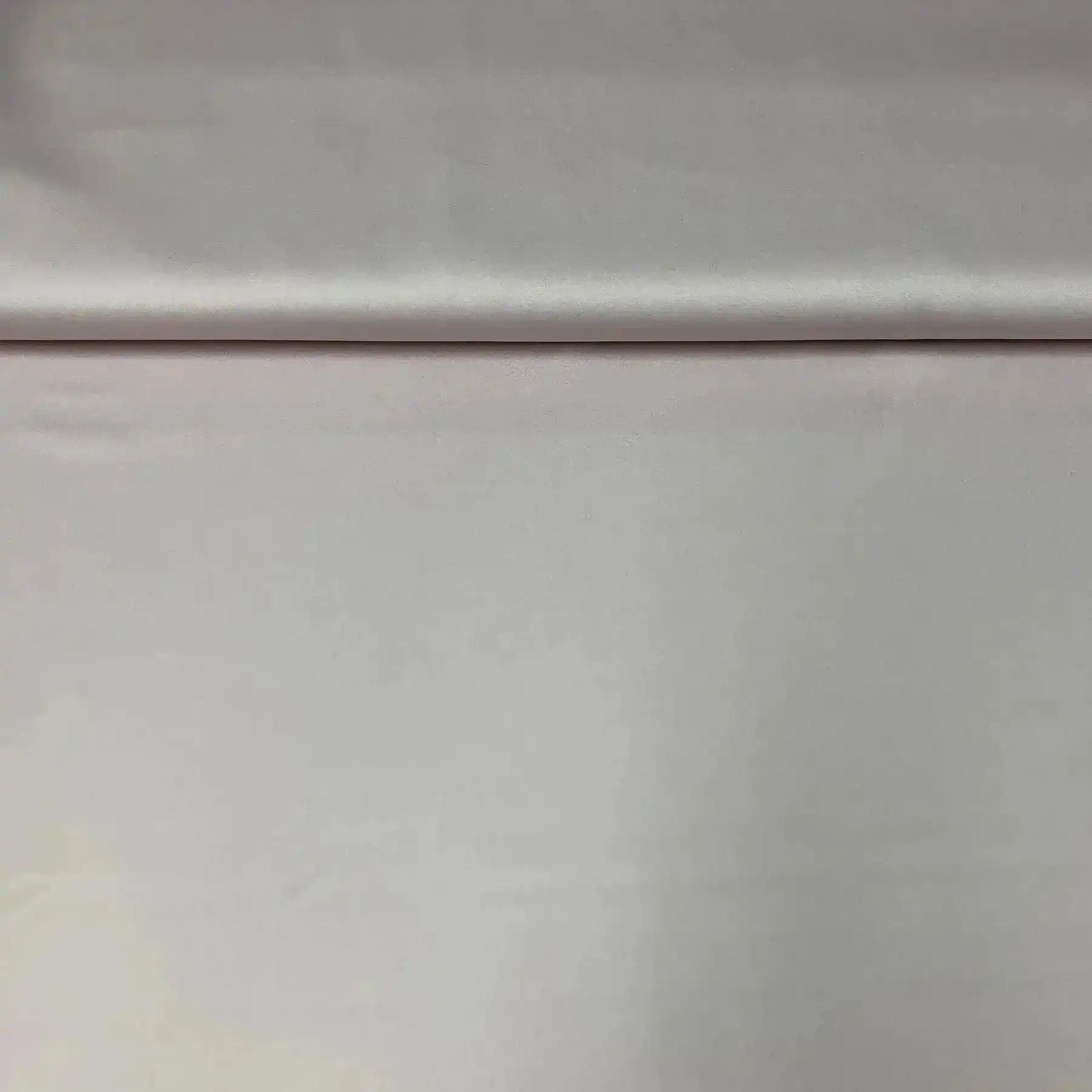 Tissu satin rose clair