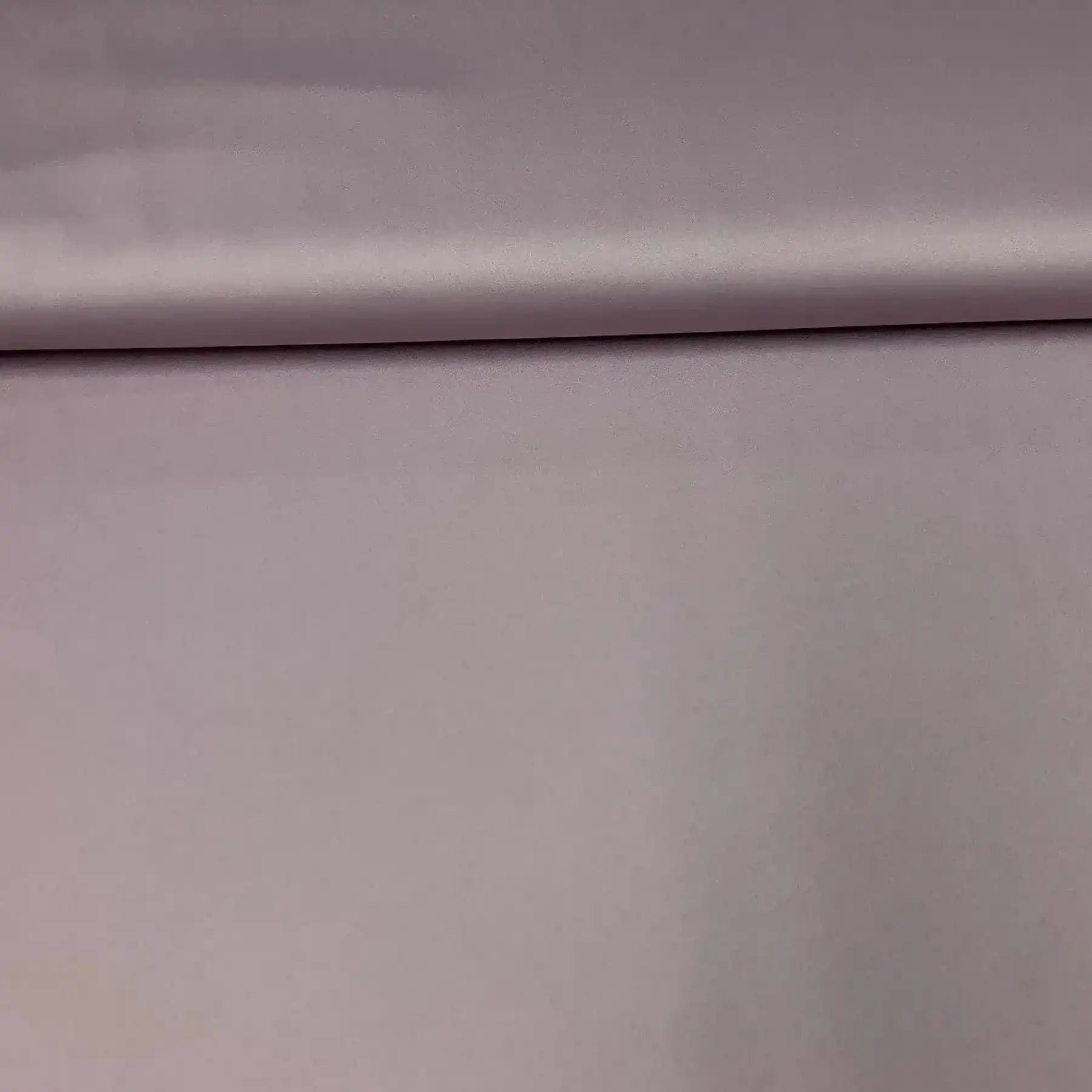 Tissu satin vieux rose