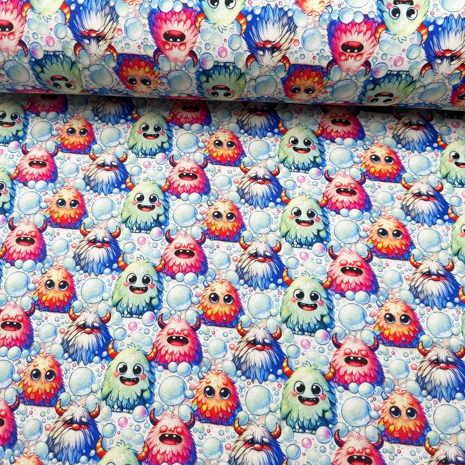 Tissu Sweat Polaire Alpine Petit Monstre