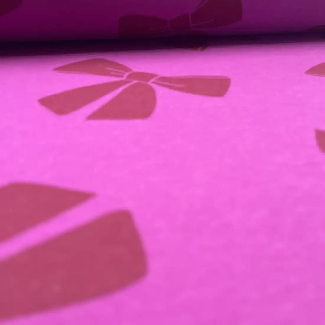 Tissu Sweat Violet Motif Gros Nœuds