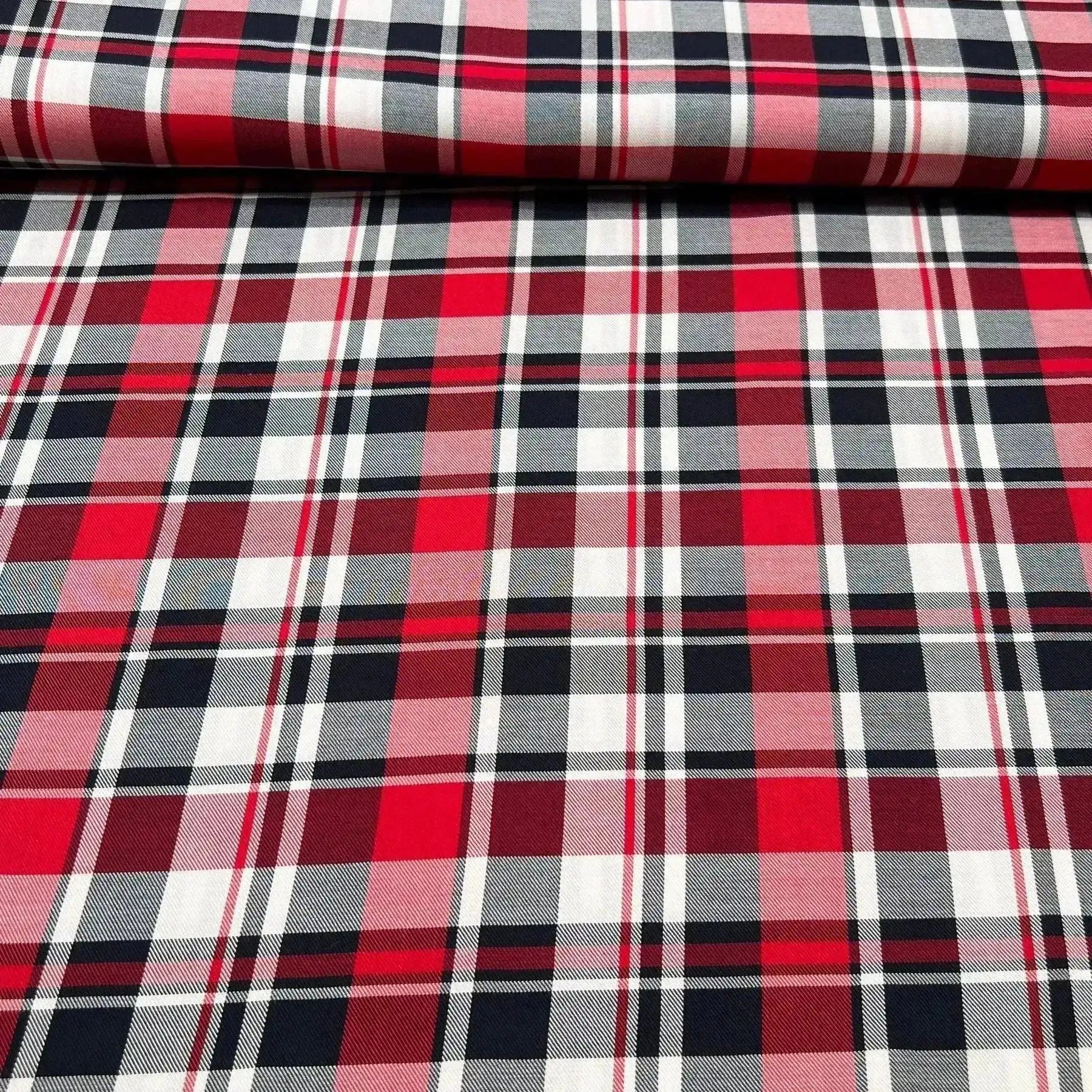 Tissu viscose à carreaux