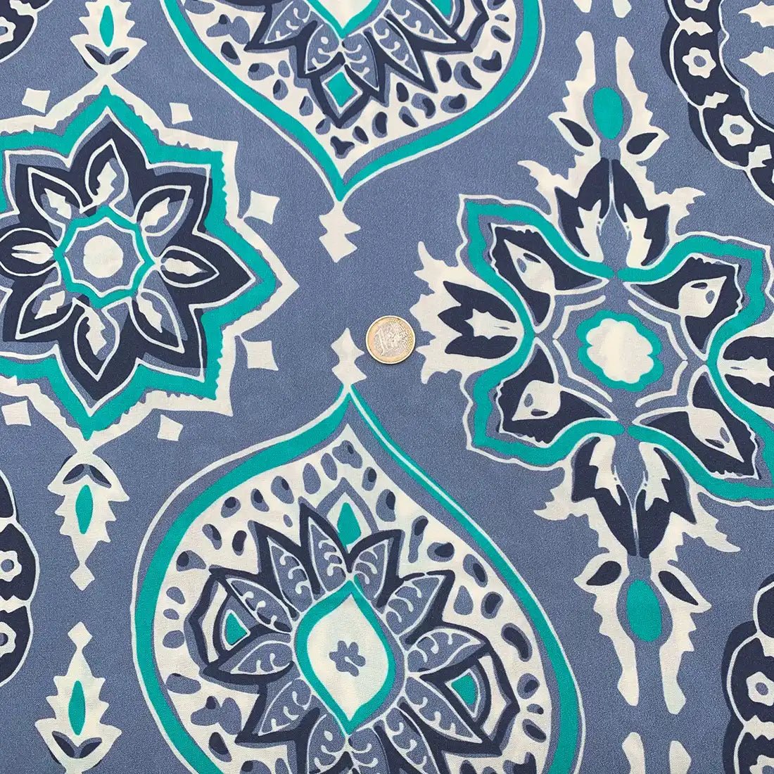 Tissu Viscose Imprimé Oriental