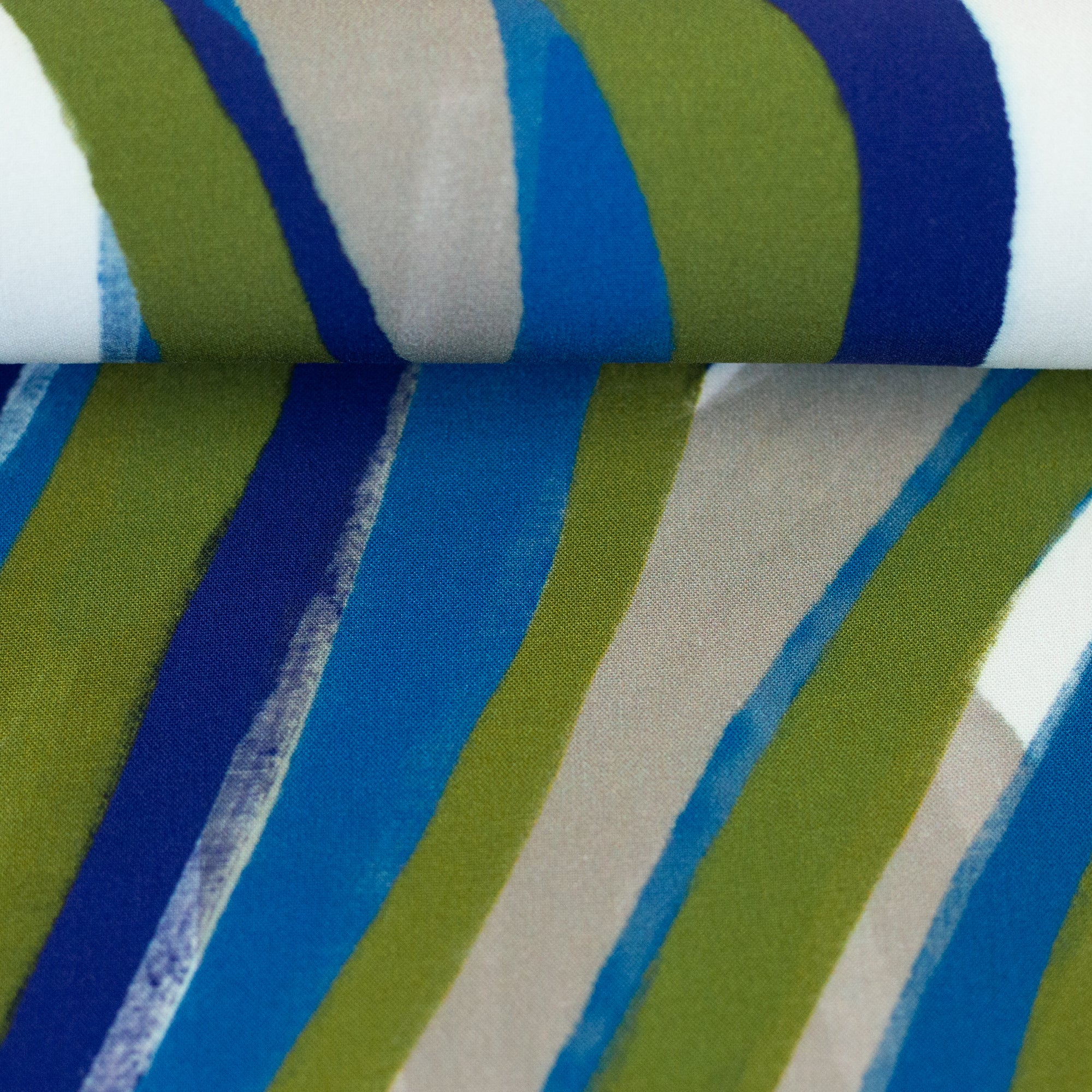 Tissu viscose fleurs vague bleu kaki
