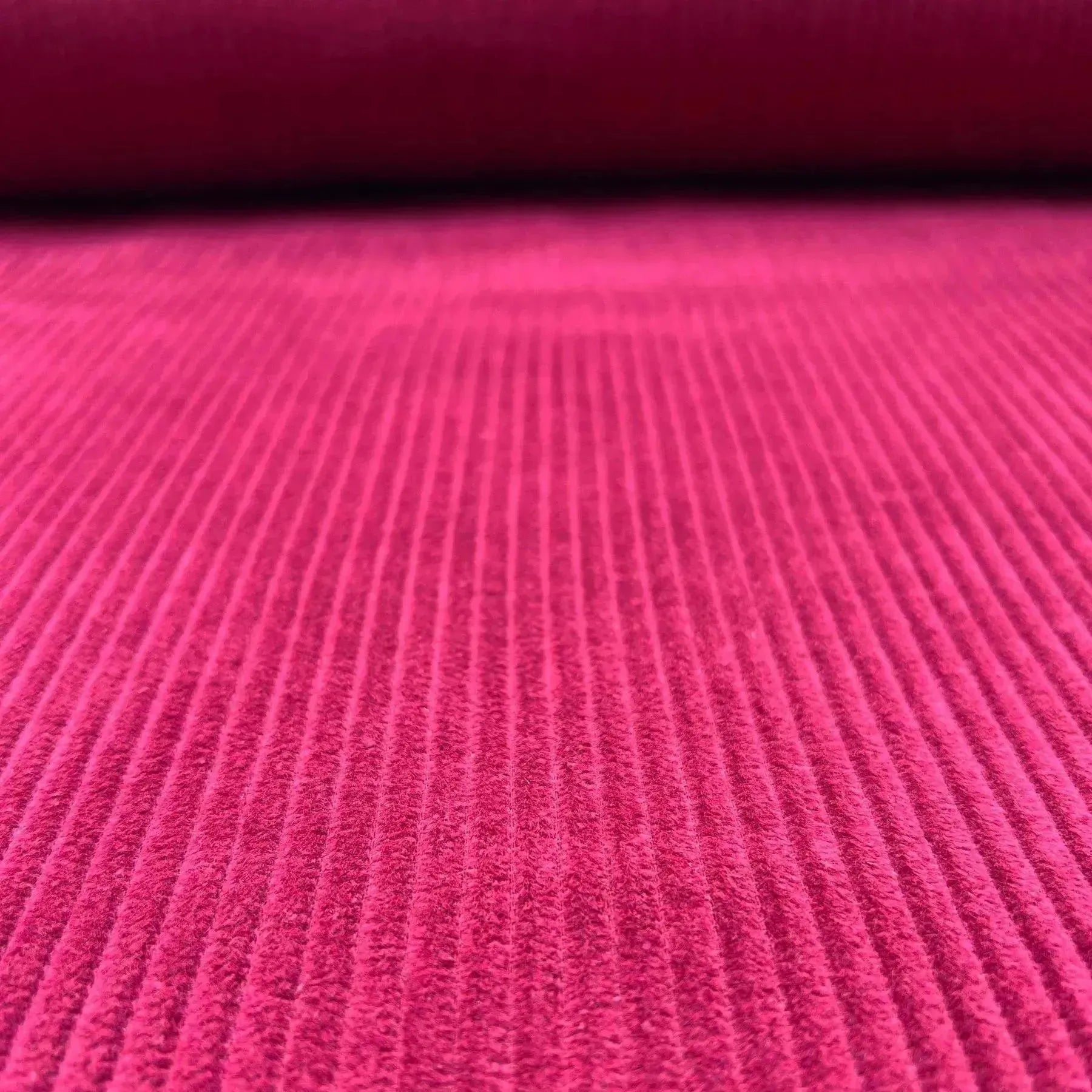 Tissus velours framboise